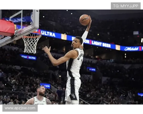 文班亚马轰下27分18篮板率领马刺力克热火结束连败重燃球队士气